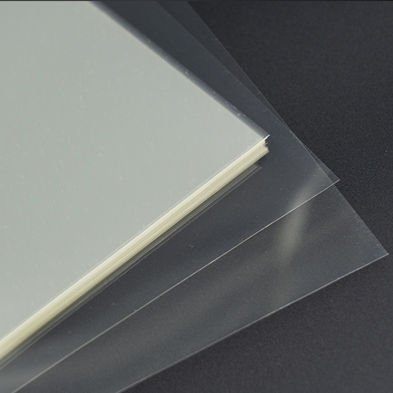 Película ultra transparente N _ W